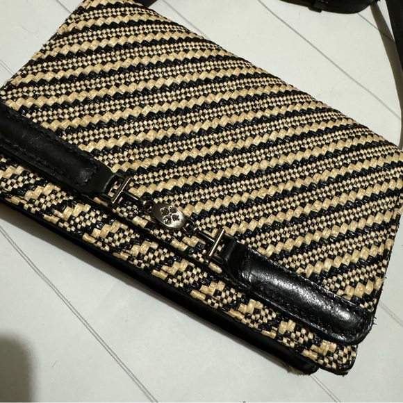 Patricia Nash EUC Apricale Clutch Crossbody Woven‎ Raffia Black Cream Leather - Picture 6 of 11